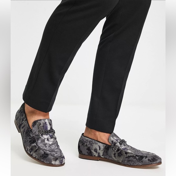 ASOS DESIGN~loafers in grey velvet~floral design with snaffle~Sz 8~No Box - Picture 2 of 8